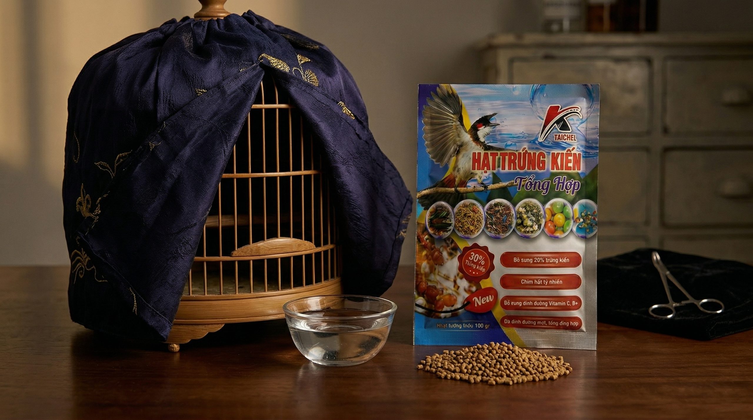 Chế độ phục hồi cho chim sổng chuồng bằng cám Hạt Trứng Kiến Taichel và không gian tĩnh dưỡng.